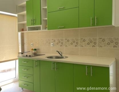 Apartmani Maric, Apartman 2, privatni smeštaj u mestu Igalo, Crna Gora - viber_image_2022-06-01_20-16-08-674